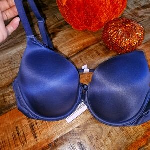 Victoria's Secret Lightly Lined Bra brand new with tags size 34D